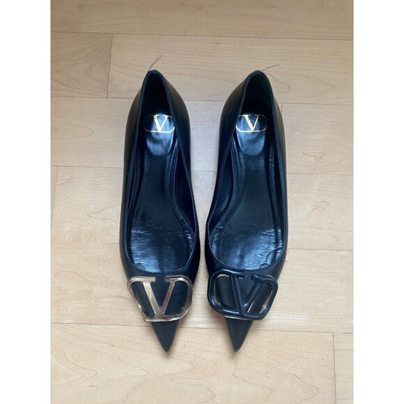 Valentino black slip on flats women sz 36 pointed toe FLAW VLogo - Picture 2 of 8